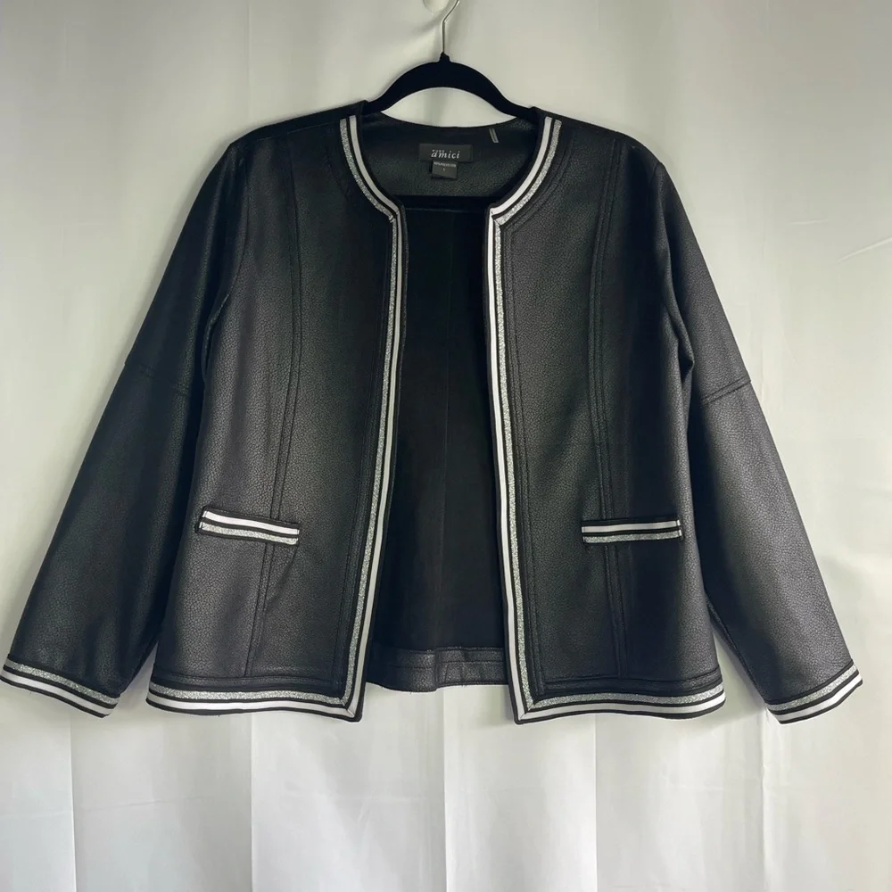 Pure amici Elegant Black Blazer with White Accents - Picture 2 of 5